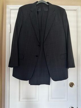 Armani Collezioni Men’s Dark Gray Plaid Wool Two Piece Suit Size 44R